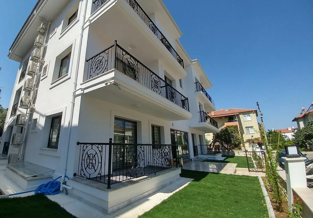 Aparthotel Arti̇M Apart Hotel Fethiye